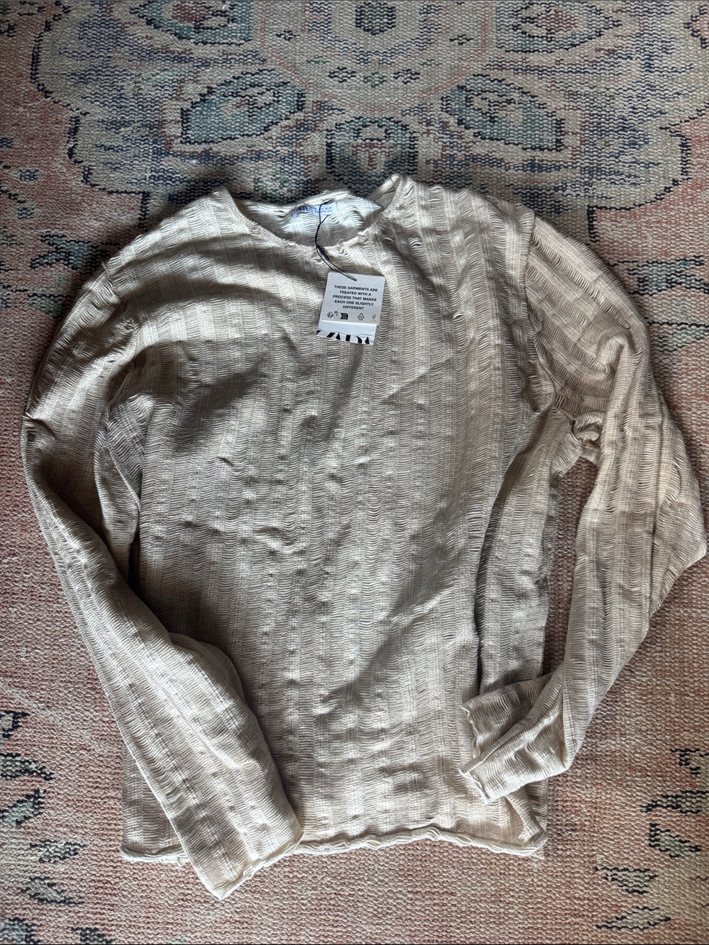 NEW WITH TAGS Zara Men's Long-Sleeve Knit Pullover in Light Beige